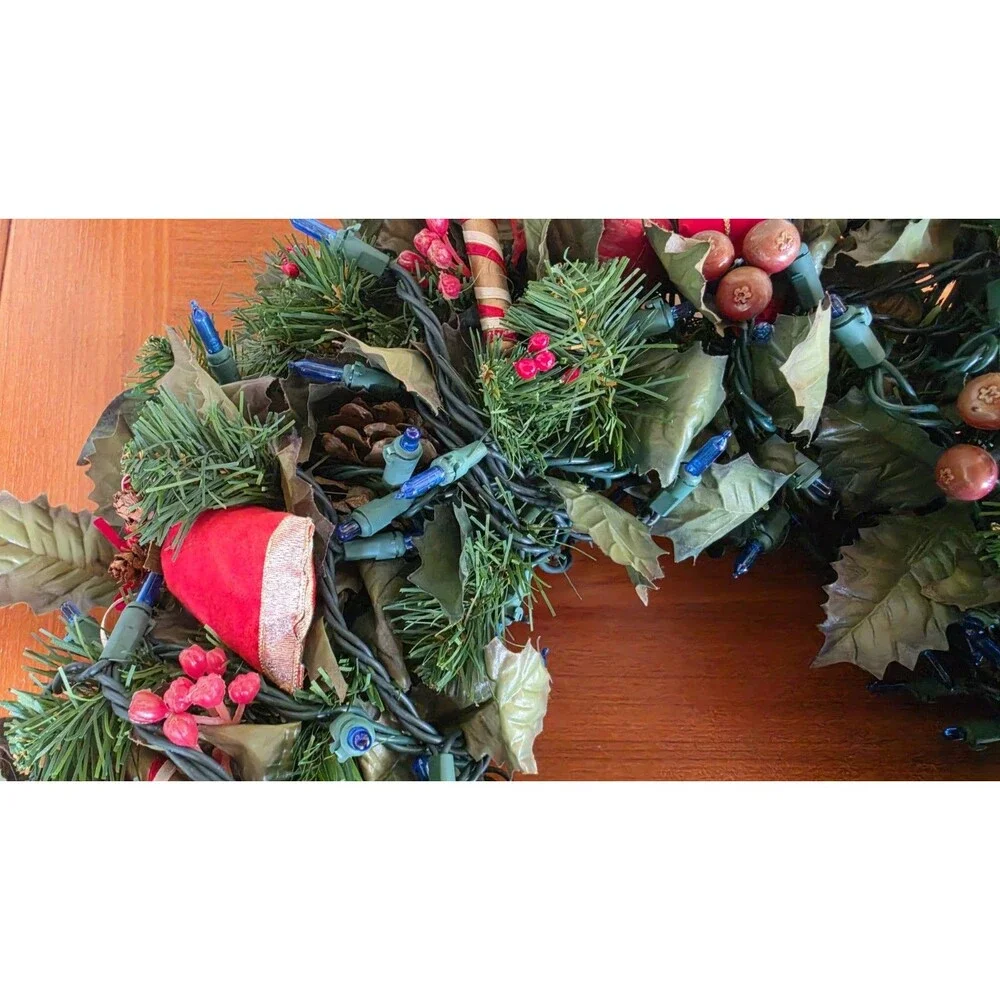 Vintage Christmas Wreath With Blue Lights Works! READ Description